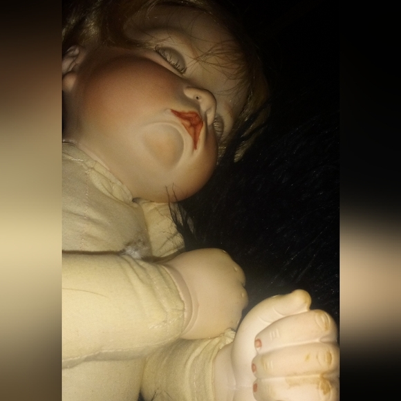 1987 collectible Boots Tyner Sugar Britches bisque doll - Picture 8 of 9